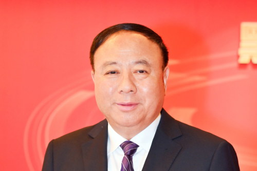 全國人大代表李寅2025年提案--關(guān)于推動分布式電源高質(zhì)量、有序發(fā)展，助力“雙碳”目標(biāo)實(shí)現(xiàn)的建議